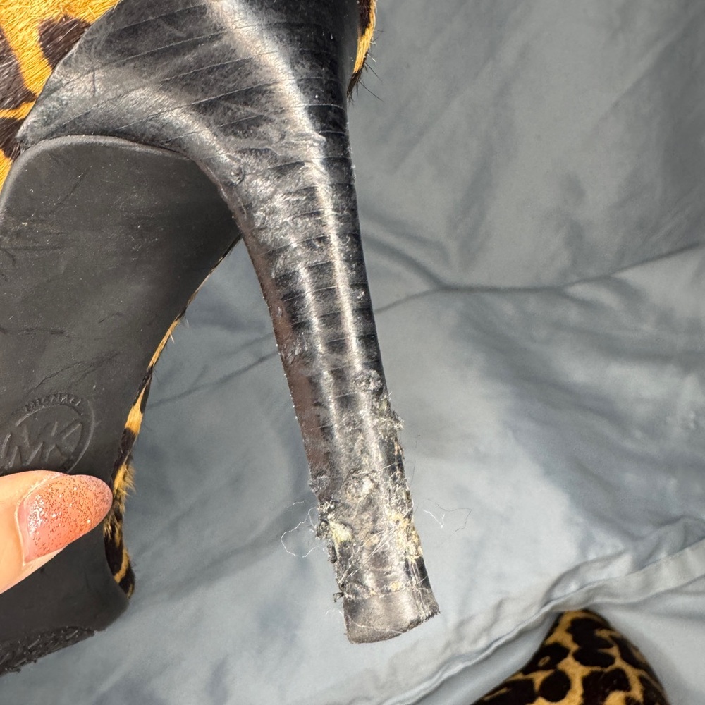 MICHAEL Michael Kors Leopard Calf Hair Pumps 9M - Picture 9 of 10
